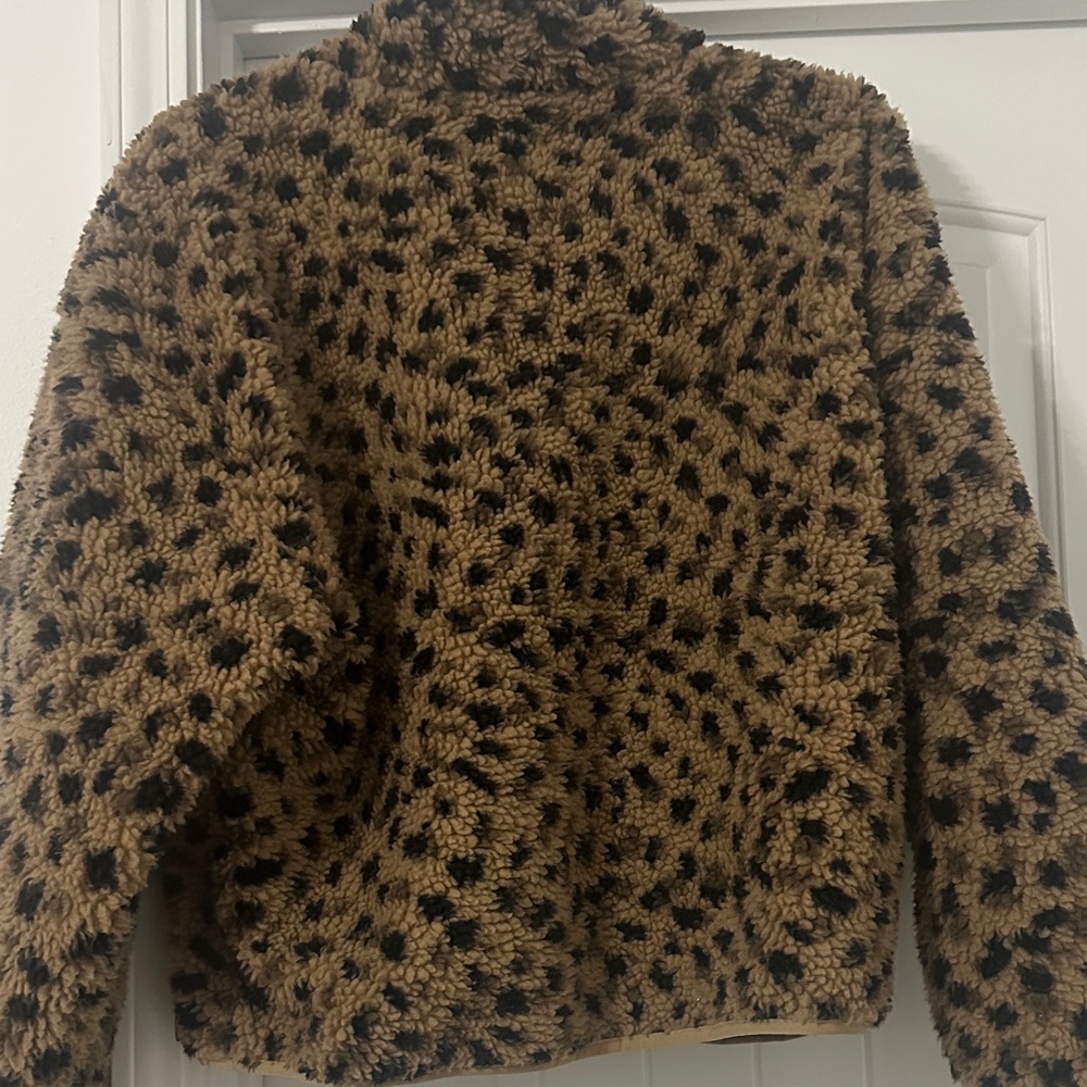 Fabletics Leopard Print Sherpa Snap Jacket – Cozy Teddy Fleece, Size XL - Picture 3 of 3